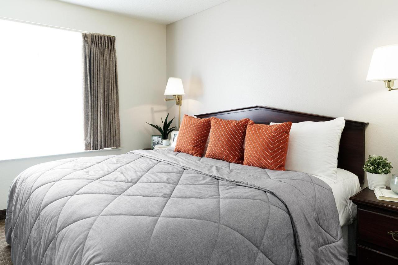 Intown Suites Extended Stay Chicago Il - Oakbrook Villa Park Exterior foto
